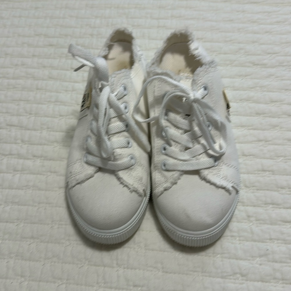 Slip ons - Picture 3 of 7